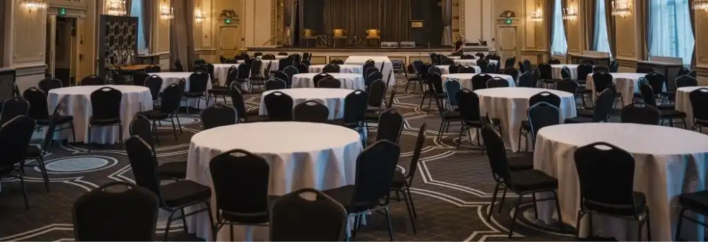 Variedad de Silla Metalicas Omegas para Restaurante en Cancun, Quintana Roo